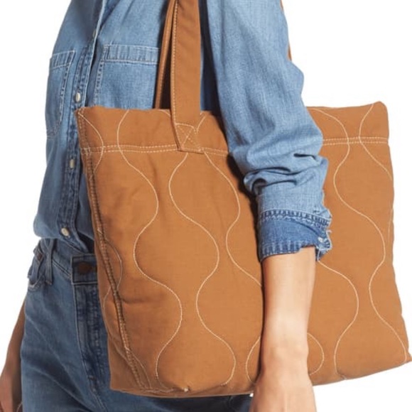 Madewell Handbags - Madewell The Canvas Transport Tote Quilted Edition